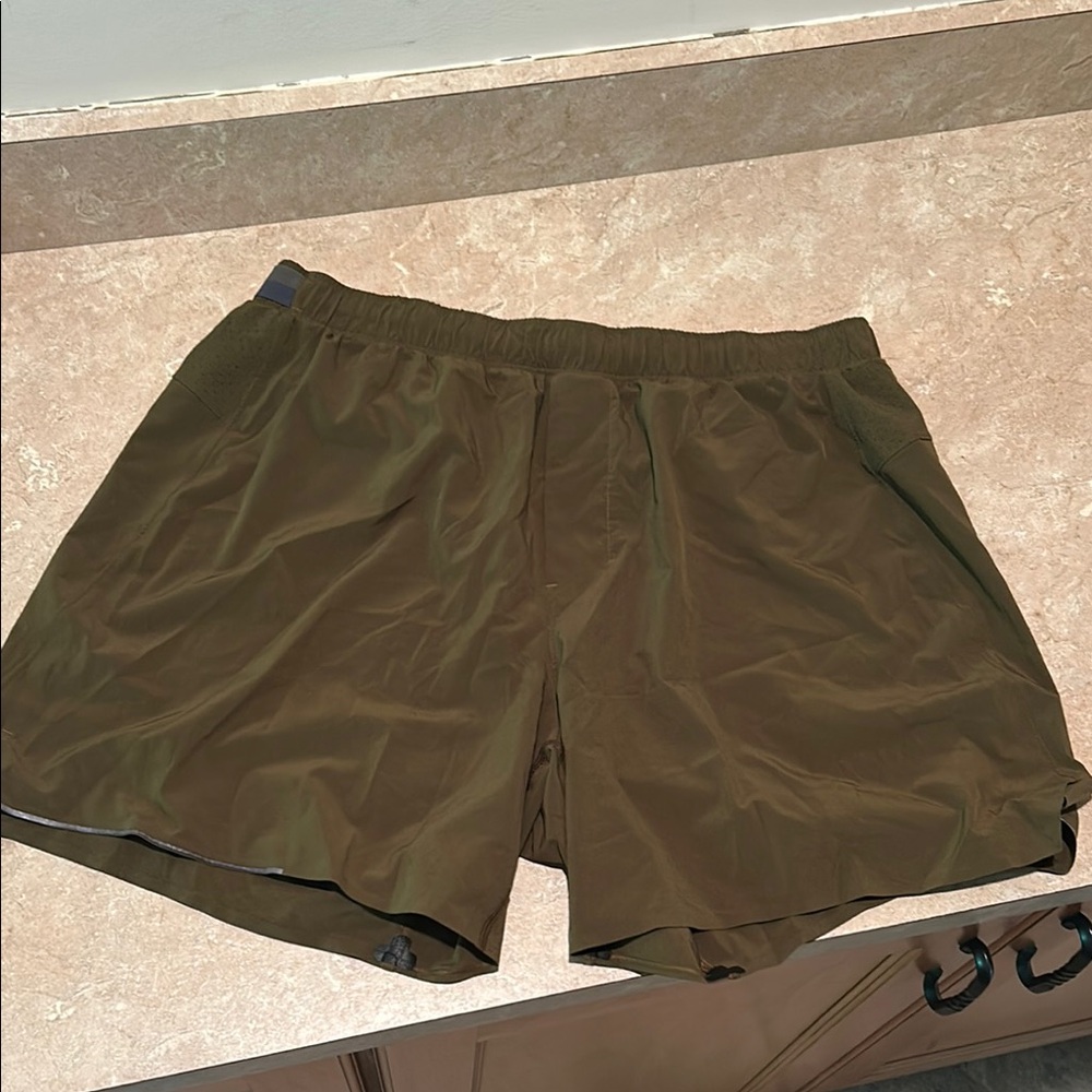 Men's Olive Green Shorts